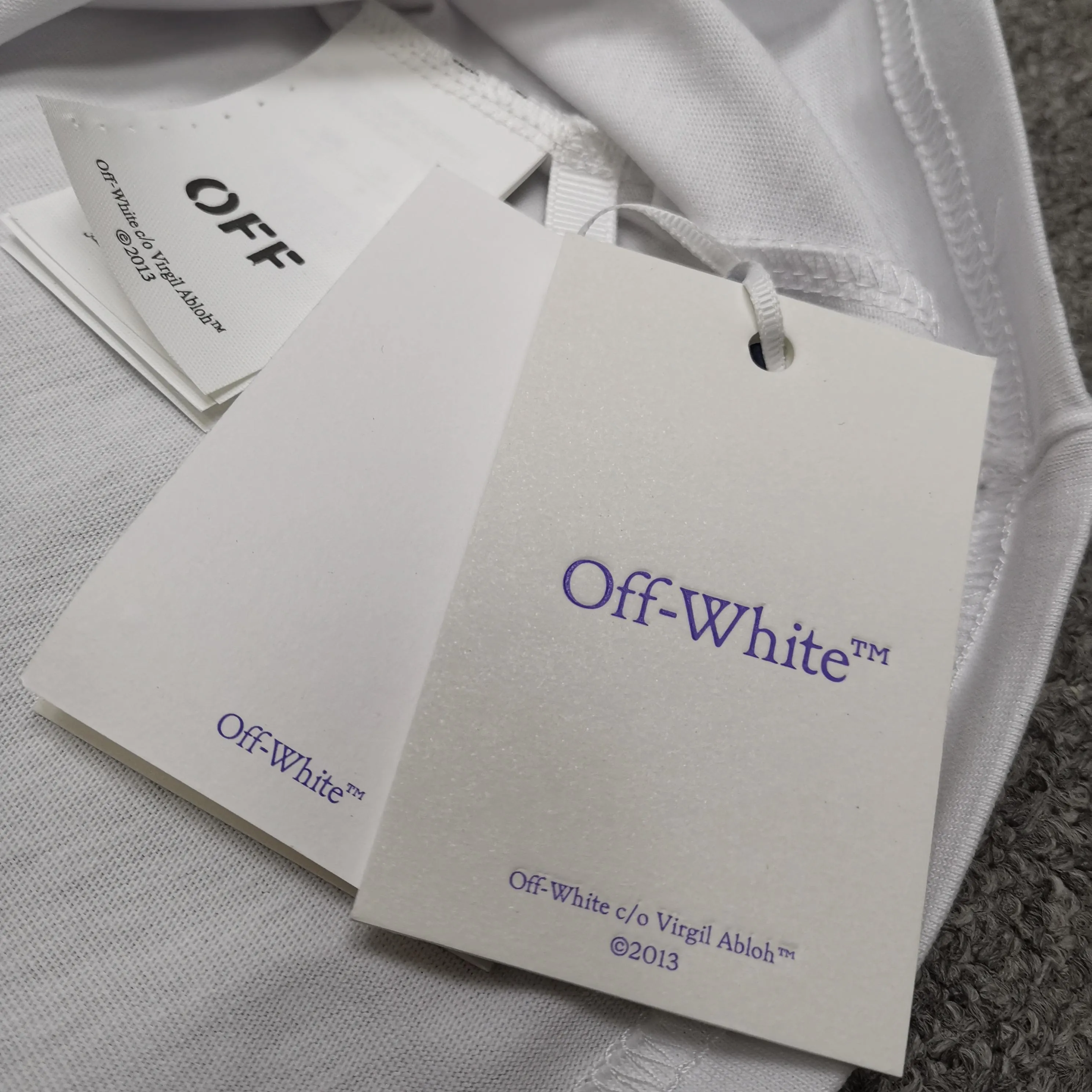 off white new floral graffiti loose short-sleeved T-shirt Size: S M L XL Color: Black White P240